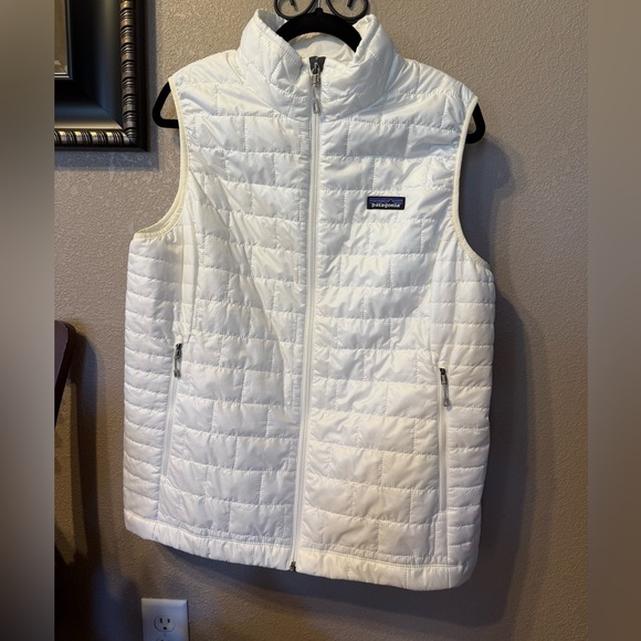 Patagonia White Puff Vest XL - Picture 1 of 5